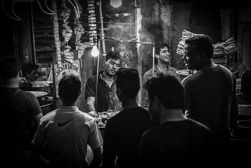 Heikki Sarparanta: Street kitchen in Delhi