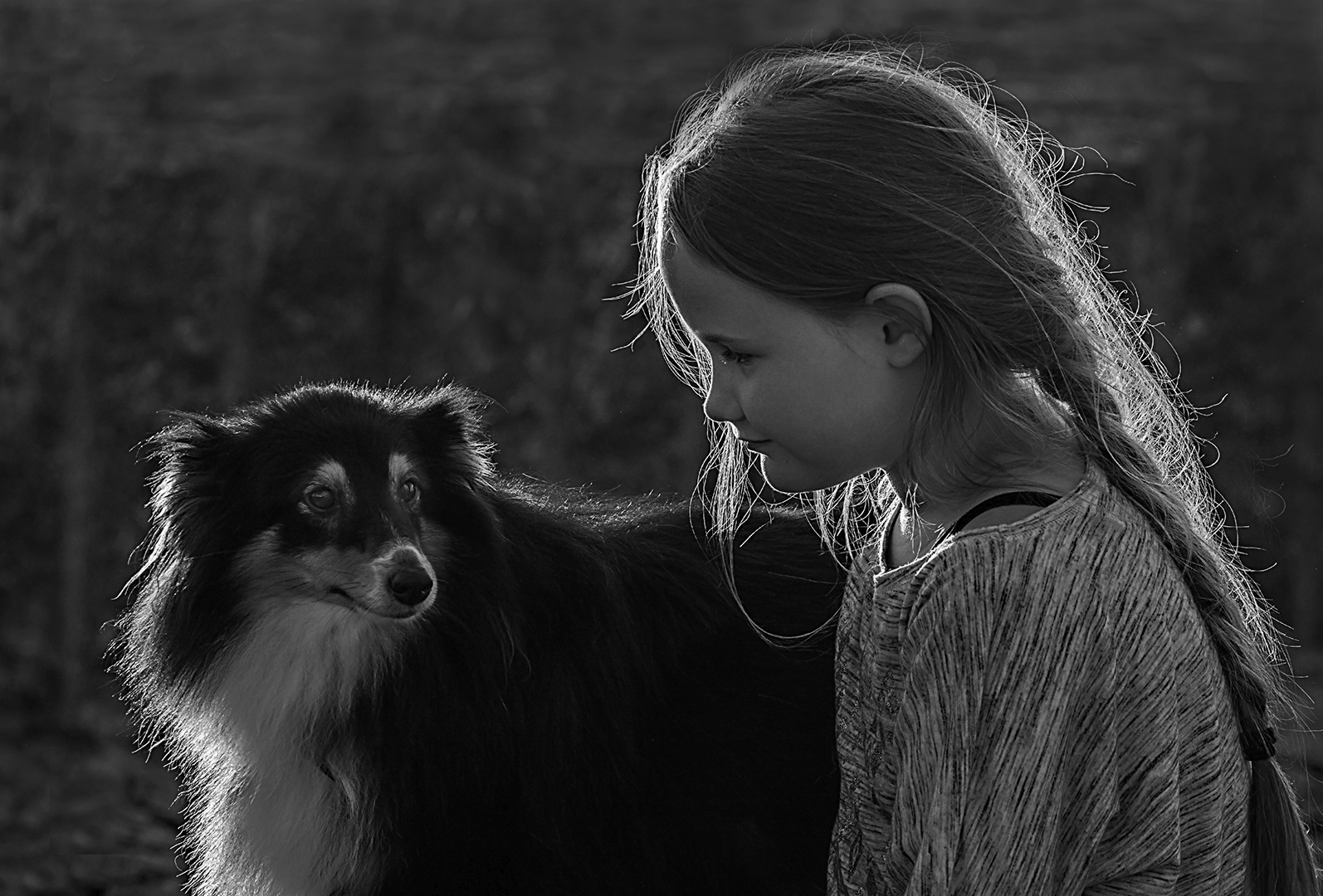 friendship girl and dog (Kjersti Holst, MNFFF/b 2023)