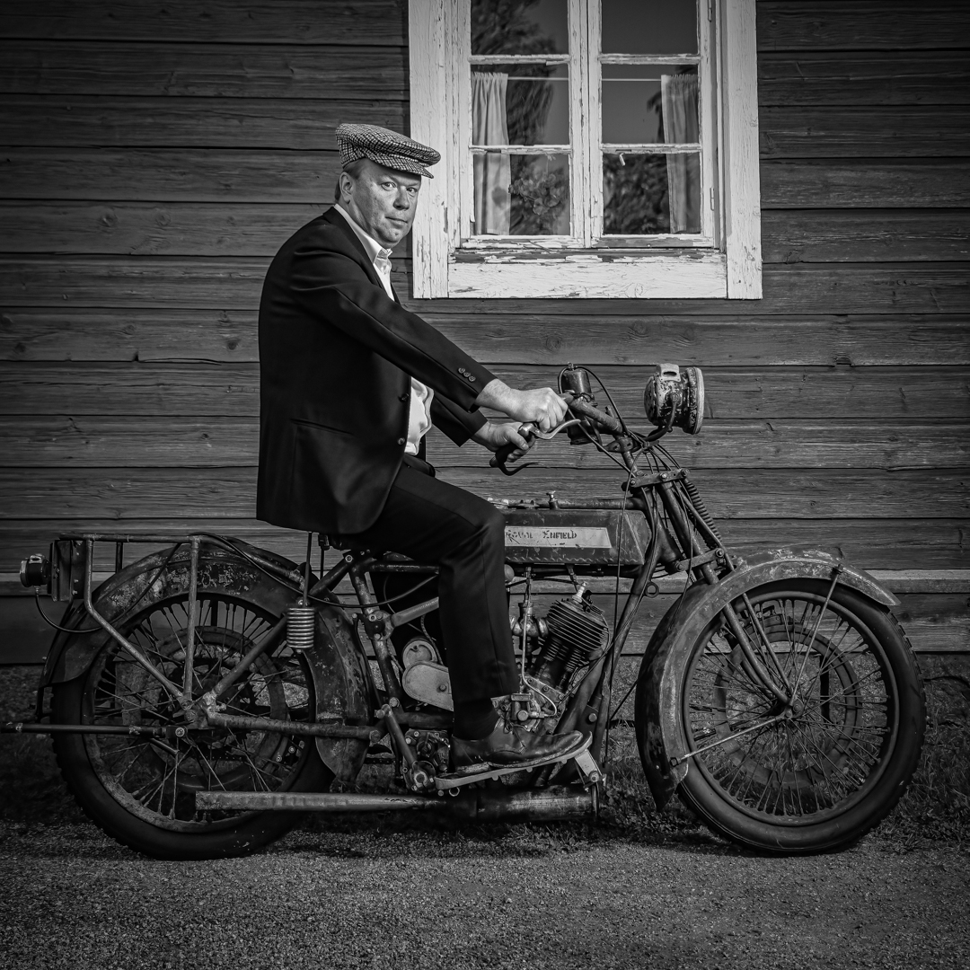 Country Man with Motorbike (Mika Pitkänen)